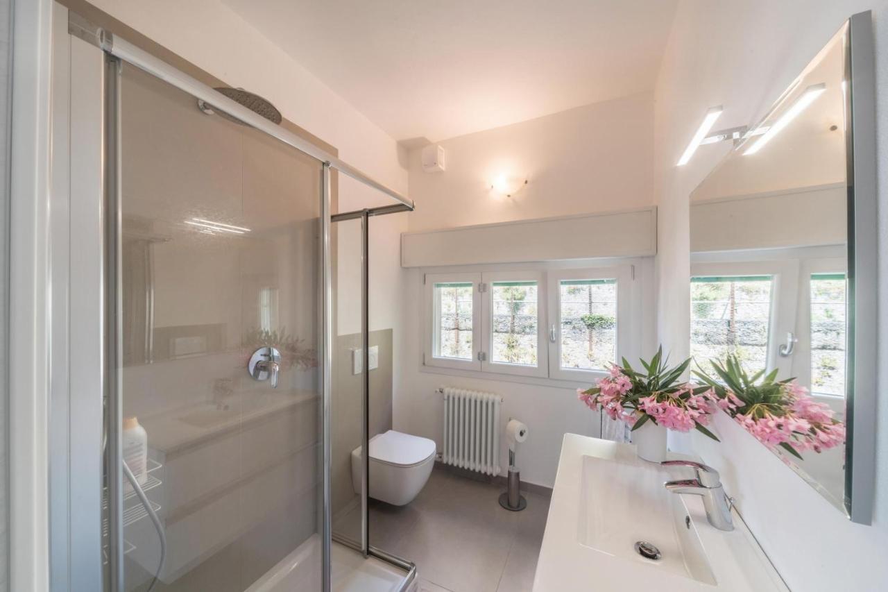 Wonderful View Apartment Varenna Bagian luar foto